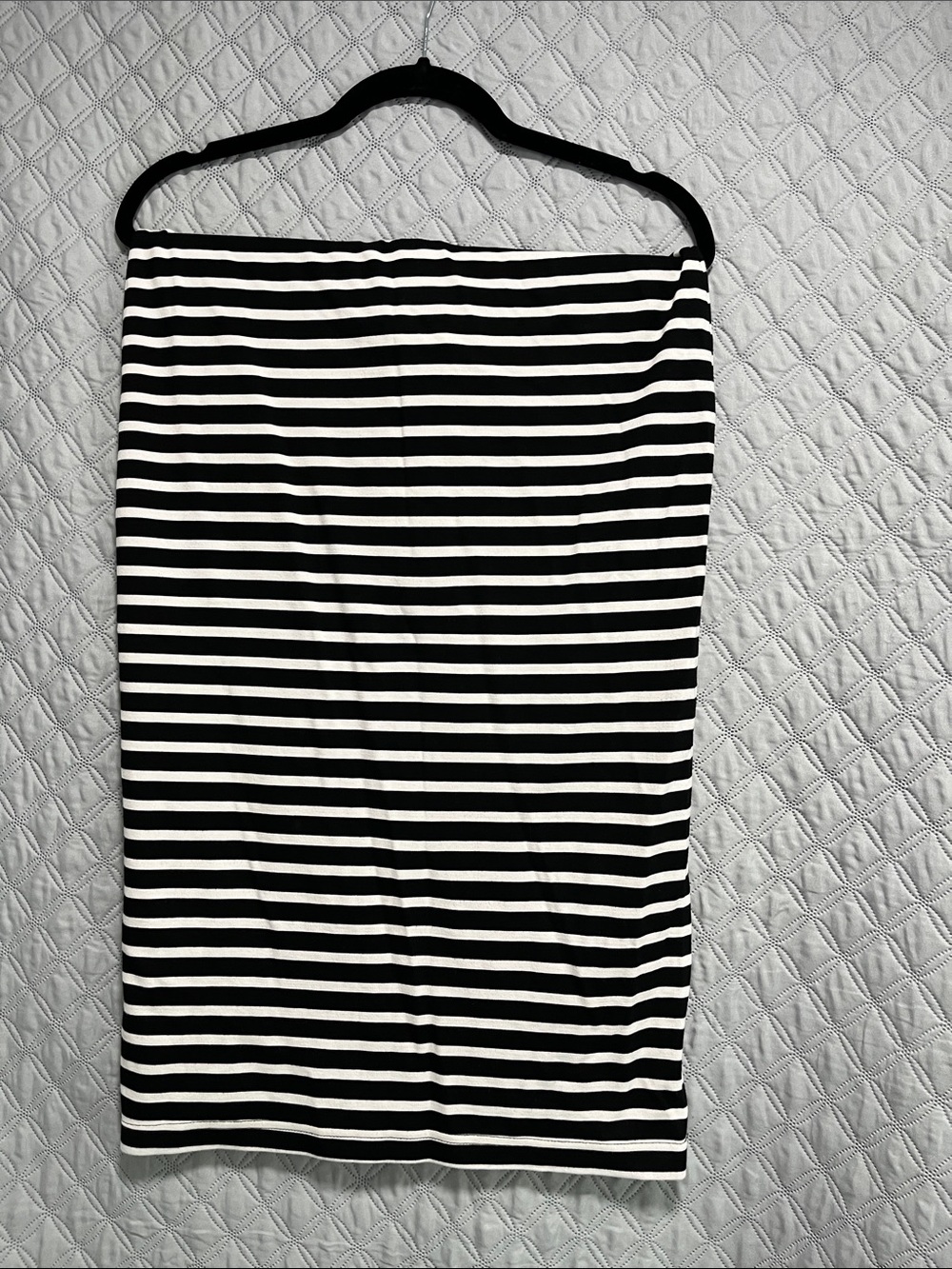 Classic Black & White Striped Pencil Skirt